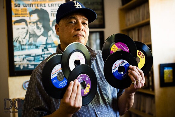 Dust_and_Grooves