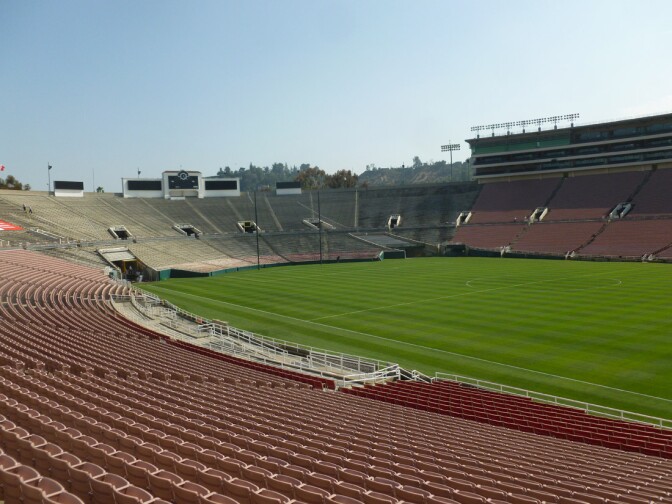 Rose Bowl Stadium (1)