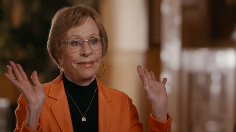 Carol Burnett Learns Who Fought in Wars — and Who Fled