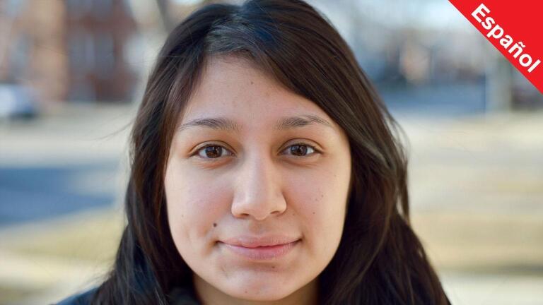 Los Graduados: Estudiante latina se enfrenta a la segregaci