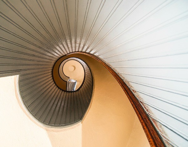point-loma-lighthouse-staircase