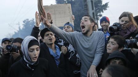 Experts weigh in on outlook for EU migrant deal with Turkey