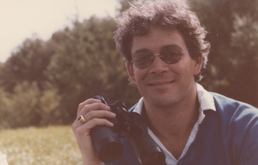Raúl Juliá at his country home, 1982.