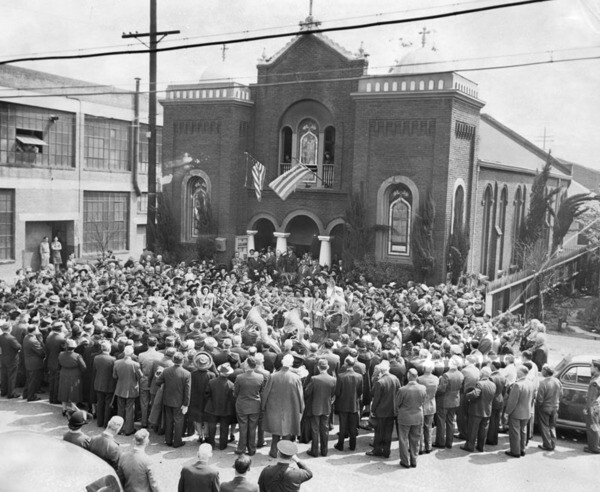 Celebrating Greek independence day in front of the Greek Orthodox Church of the Annunciation (now St. Sophia) in Los Angeles, 1946 | Courtesy of the Los Angeles Public Library