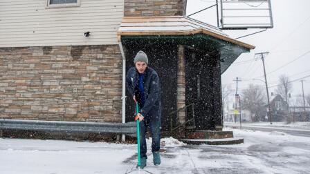 Sprawling winter storm brings snow, ice and tornadoes