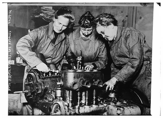Auto Repairs Los Angeles circa 1915 - 1920 Bain News Service Greorge Grantham Bain Collection Prints and Photographs Library of Congress