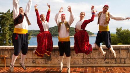#104 Bare Feet w/Mickela Mallozzi |Croatia’s Dalmatian Coast