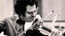 Itzhak Perlman: Virtuoso Violinist
