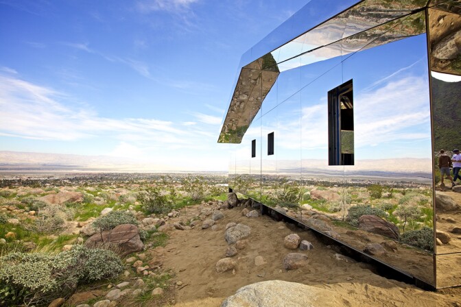 doug_aitken_-_mirage_02_-_photo_by_osceola_refetoff.jpg