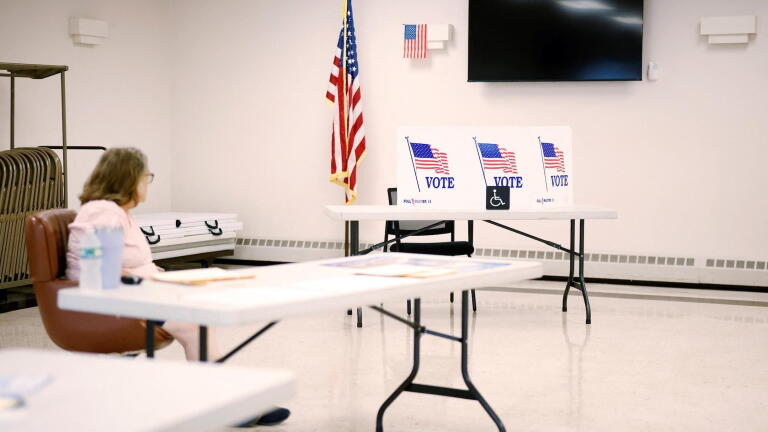 Democratic, Republican strategists on direction of parties