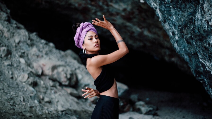 Low Leaf | Stephanie Dandan