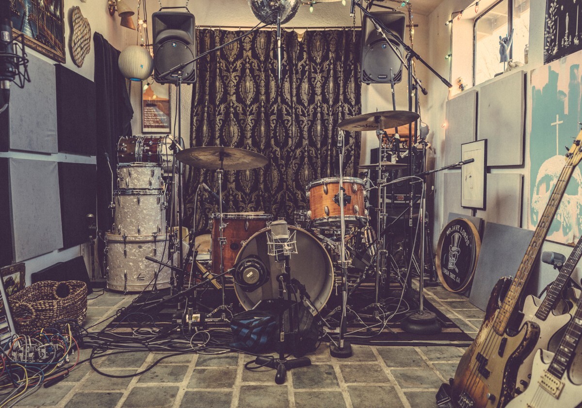 Drum kit at Rancho de la Luna | Kim Stringfellow