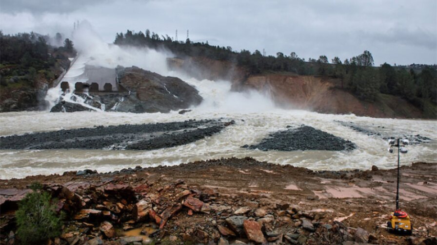 Below the Oroville Dam on February 18, 2017 | Photo: Florence Low / California Department of Water Resources