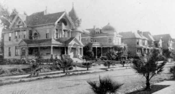 Victorian Homes on South Bonnie Brae ca. 1910. Courtesy of Los Angeles Public Library