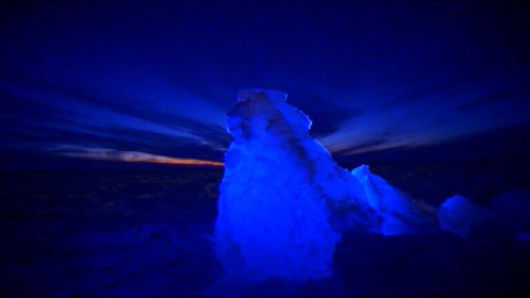 Antarctica: The End of the Earth: Icebergs