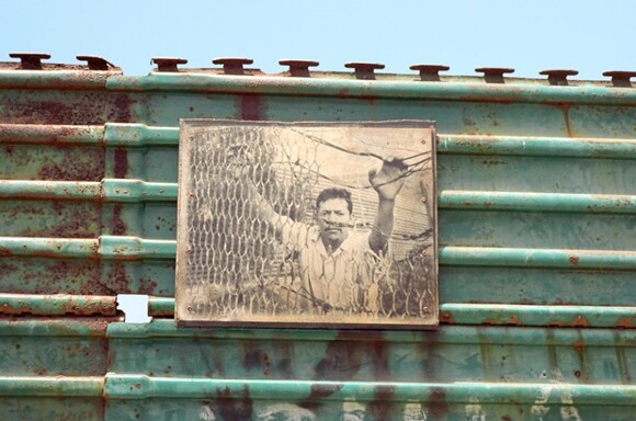 Detail of one of Turounet's site-specific installations on the U.S.-Mexican Border. | Photo: © 2012 Paul Turounet.