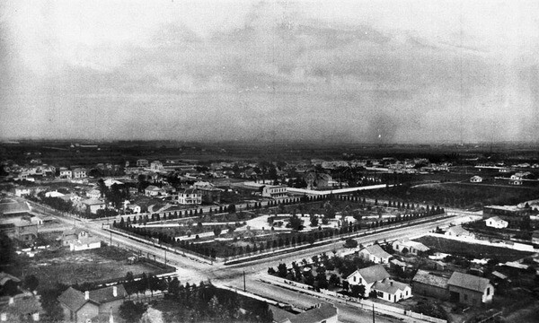 Pershing Square in ca.1880. Courtesy of the Title Insurance and Trust, and C.C. Pierce Photography Collection, USC Libraries.