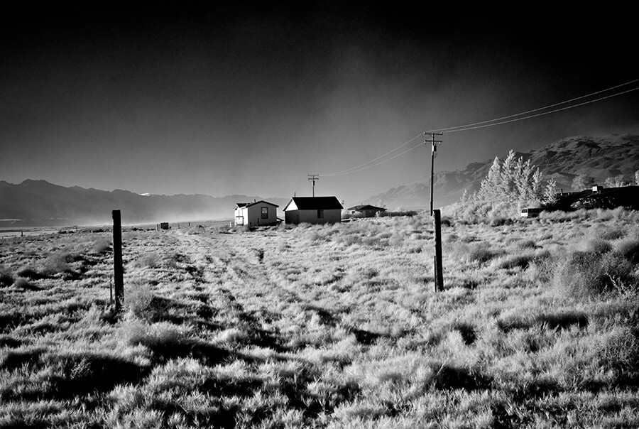 Dust Storm - Infrared Exposure - Keeler, CA - 2013 | Photo: Osceola Refetoff