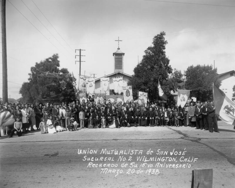The Union Mutualista de San Jose members of the Mexican Catholic Church celebrated its 15th anniversary.