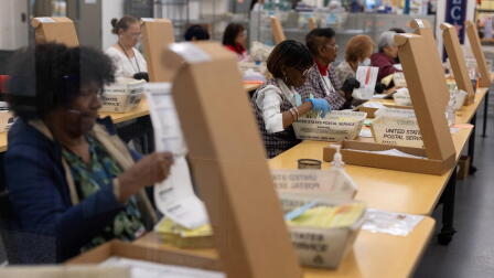 Whistleblower warns USPS system could disrupt mail ballots