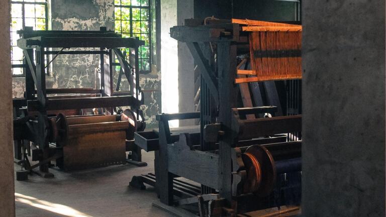 Explore weaving in Asheville