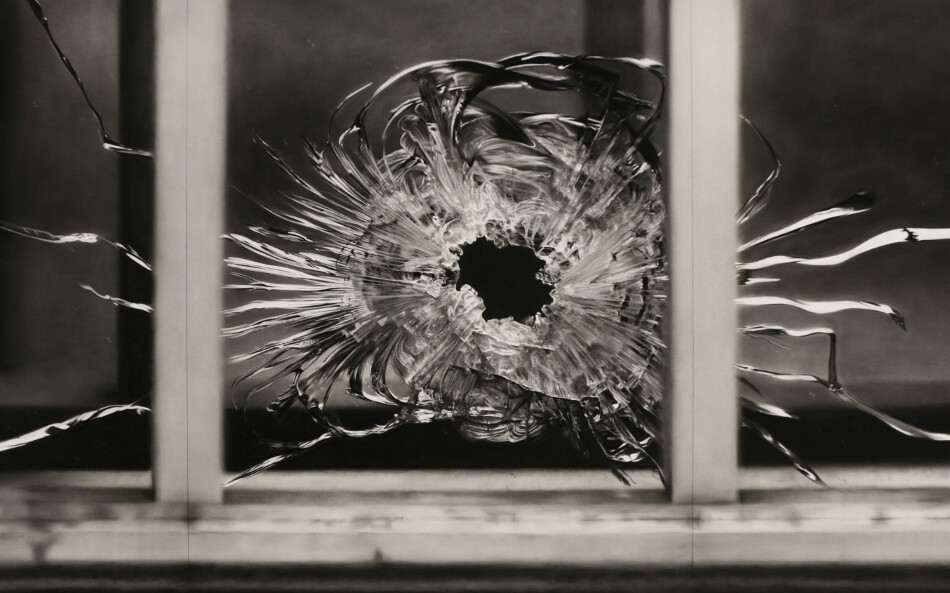 Robert Longo, "Untitled (Bullet Hole in Window, January 7, 2015)," 2015–2016. Charcoal on mounted paper. 193 x 363.2 cm. (76 x 143 in.) | Photo: Galerie Thaddaeus Ropac