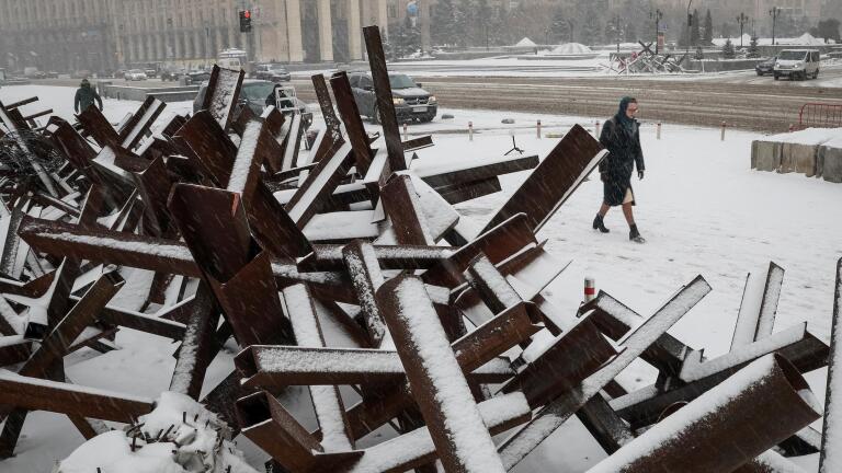 Ukrainians brace for winter as Russia targets energy grid