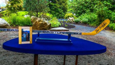 Appraisal: 1994 Wayne Gretzky-signed Game-issued Hockey Stick