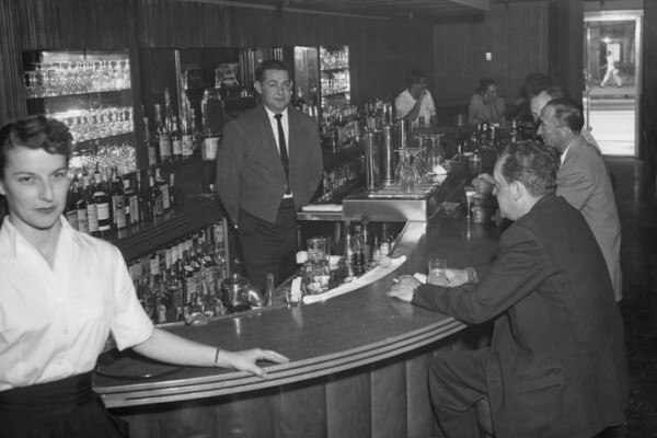 Photo courtesy The Los Angeles Public Library Photo Collection