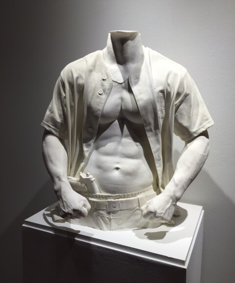 Conrad Ruiz, "Knuckles," 2015. | Photo: Courtesy of the UCR Barbara and Art Culver Center of the Arts.