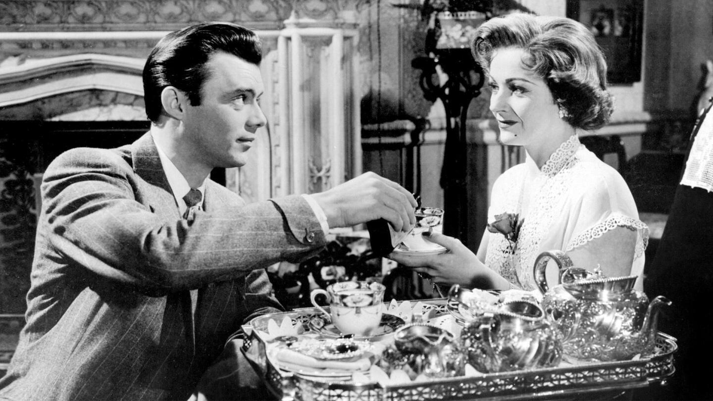 Cast a Dark Shadow (1955)