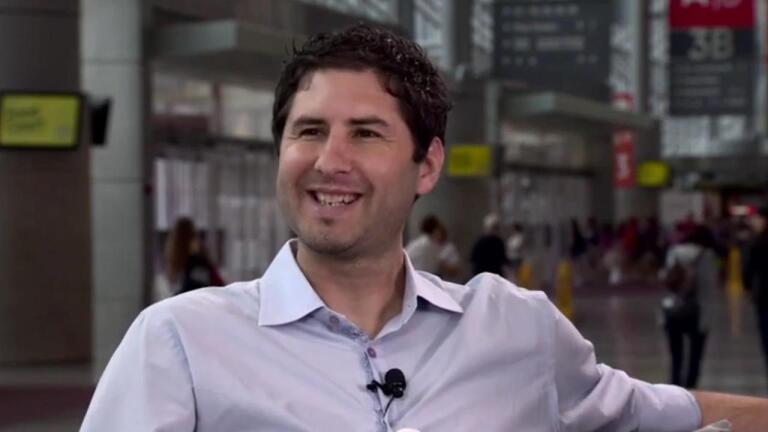 David Levithan Interviews Matt de la Peña at BookCon 2015