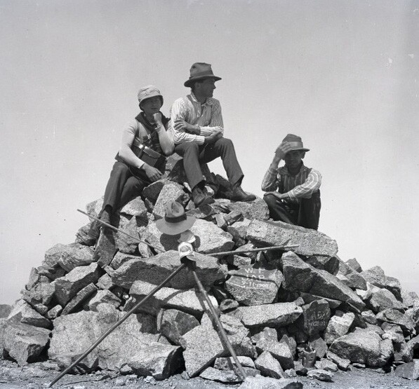 Three Pomona College students atop the summit of Mount Baldy in 1903. Courtesy of the Honnold Mudd Library Special Collections, Boynton Collection of Early Claremont.