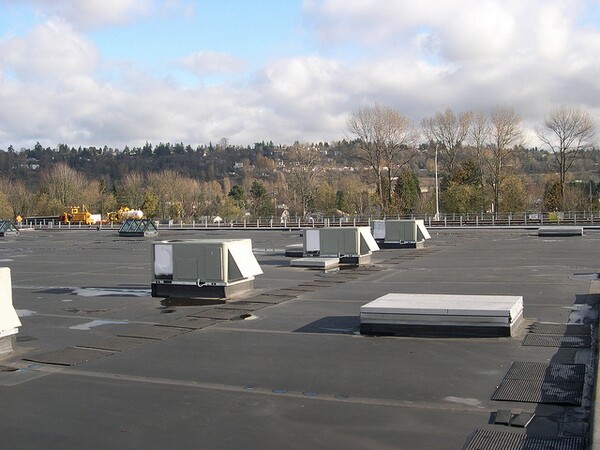 rooftop-HVAC-9-19-12-thumb-600x450-36468