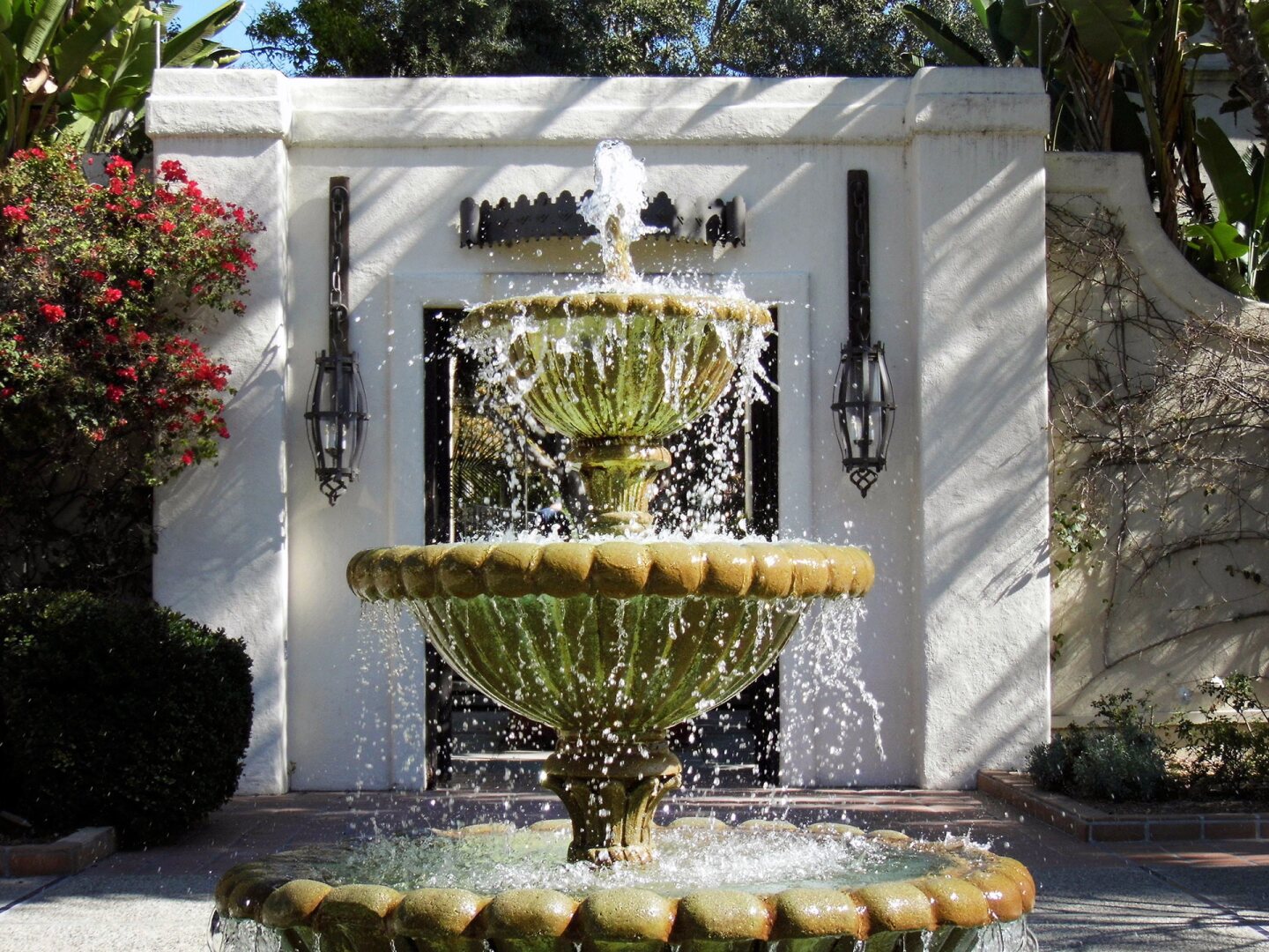 The fountain in the Main Courtyard at the Los Angeles River Center & Gardens. | Sandi Hemmerlein