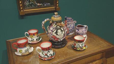 Artist upends porcelain traditions with personal roots