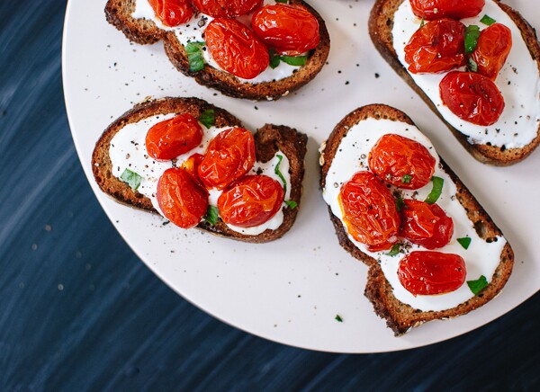 kcet-roasted-tomato-bruschetta
