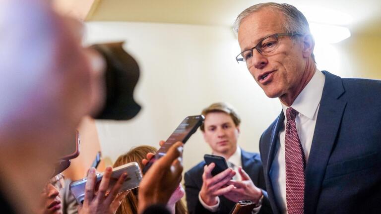 News Wrap: Thune gives Dems final offer to end DHS shutdown