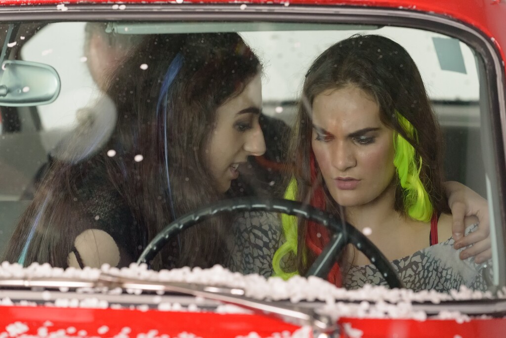 Soprano Emma MacKenzie and soprano Rowen Sabala filming Vireo car scenes | David Soderlund