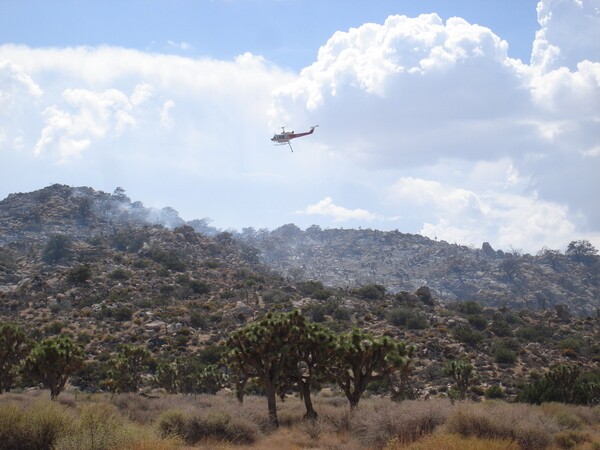 Helicopter-Drops-Water-on-Quail-Fire-8-16-12-thumb-600x450-34299