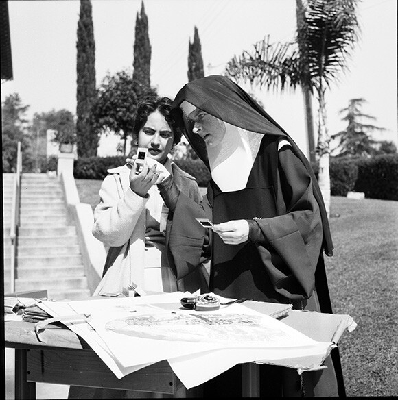 Corita with student, Immaculate Heart College, Los Angeles, c. 1955. | Courtesy of the Corita Art Center, Los Angeles.