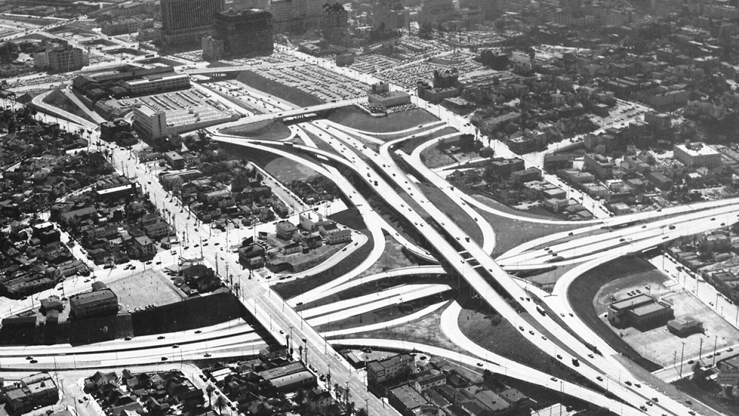 An ariel view of sprawling Los Angeles
