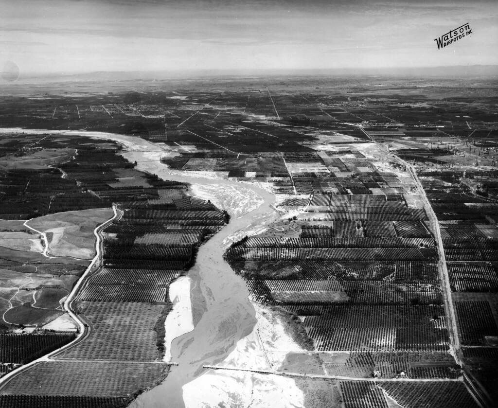 Aerial view of the flooded Santa Ana River in 1938