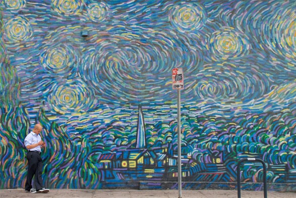 Homage to Starry Night by Cronk (1990) in Venice I Photo by Kevin McShane