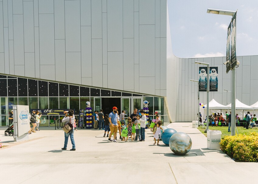 Families visit Columbia Memorial Space Center for PBS SoCal's Summer Learning Day. | Mae Koo