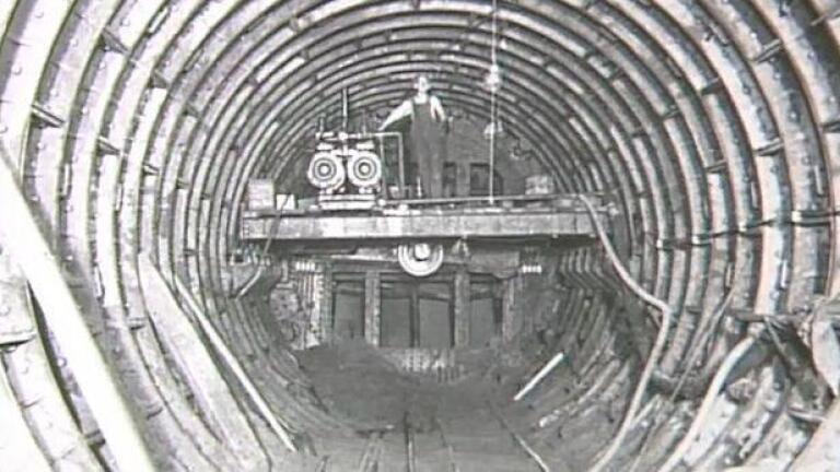 Constructing New York's First Subway