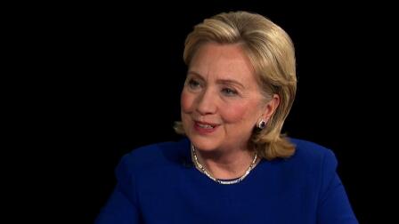 Clinton sees America from new focal length