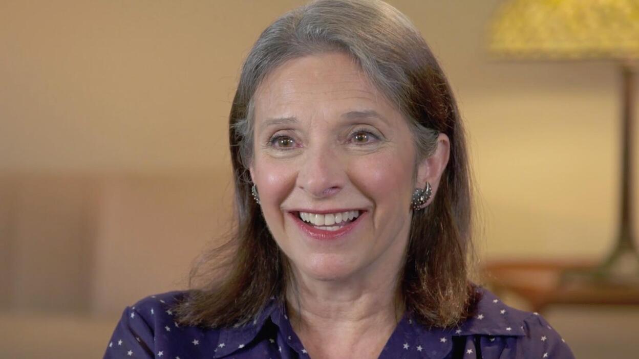 Segment: Arlie Sulka - Tiffany Studio Vases & Crates