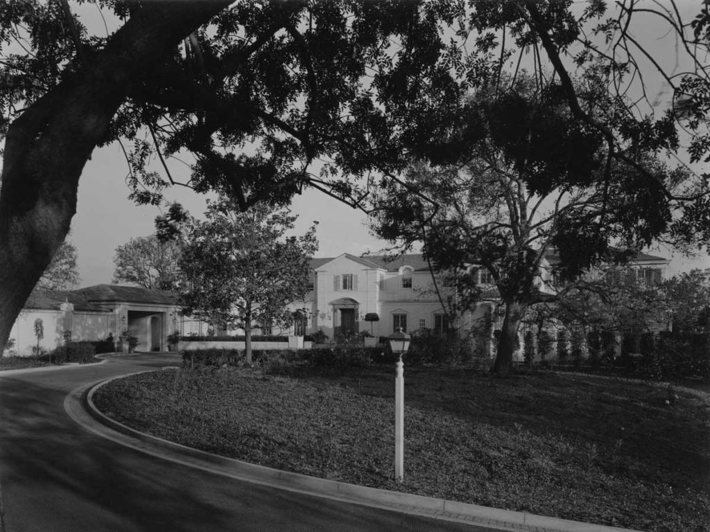 Paley Residence exterior with curving driveway. c. 1938 | Courtesy of California State Library, Mott-Merge Collection