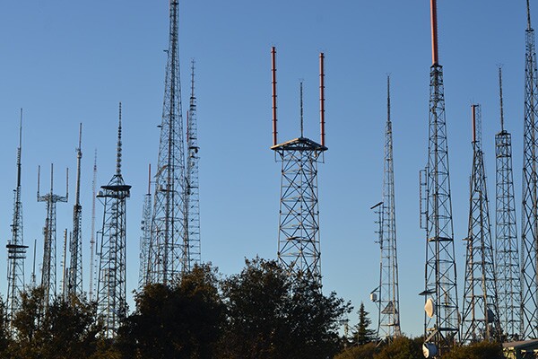 The forest of television and radio broadcast antennae atop Mount Wilson. | Photo: Elson Trinidad